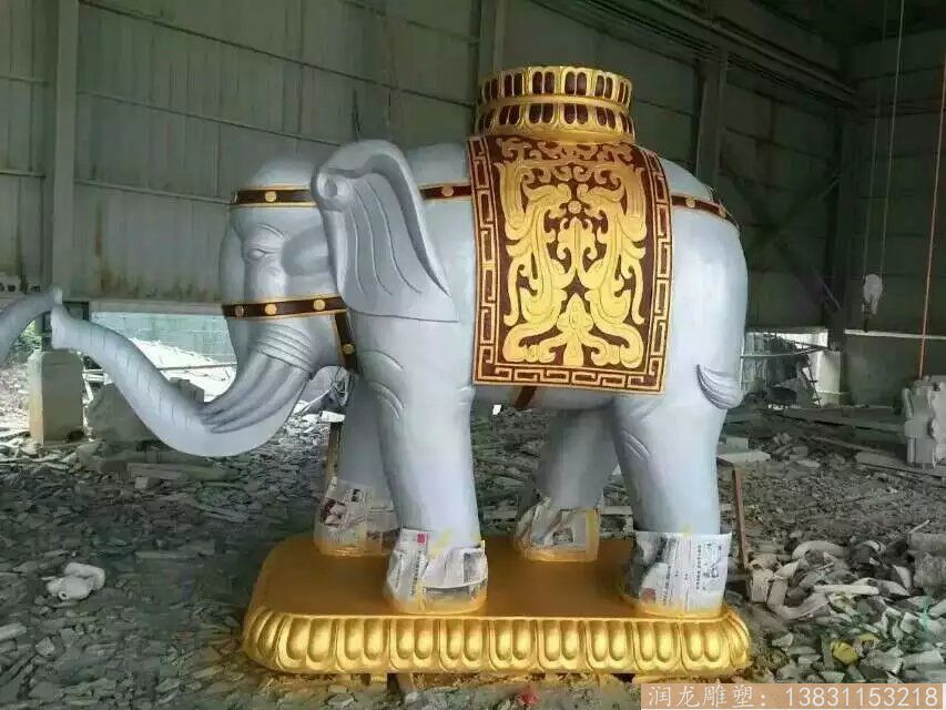 玻璃钢大象雕塑1
